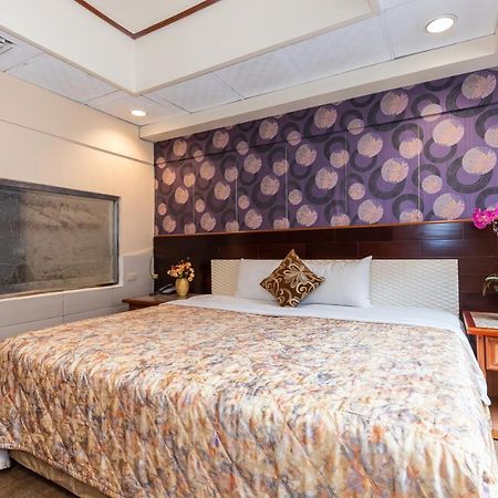 Yi Pin Business Hotel Taoyuan Zewnętrze zdjęcie