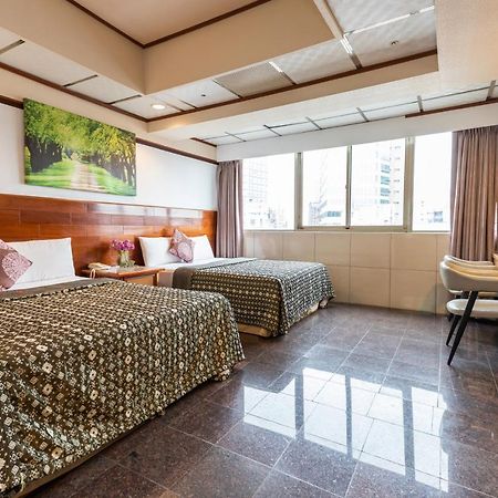 Yi Pin Business Hotel Taoyuan Zewnętrze zdjęcie