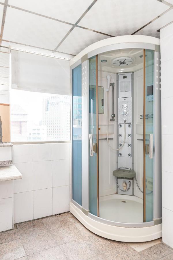 Yi Pin Business Hotel Taoyuan Zewnętrze zdjęcie