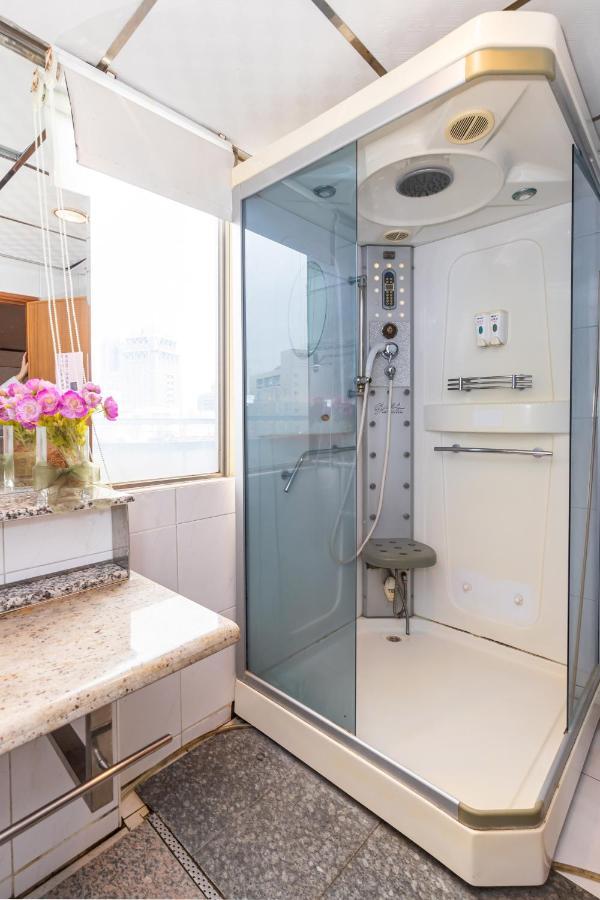 Yi Pin Business Hotel Taoyuan Zewnętrze zdjęcie