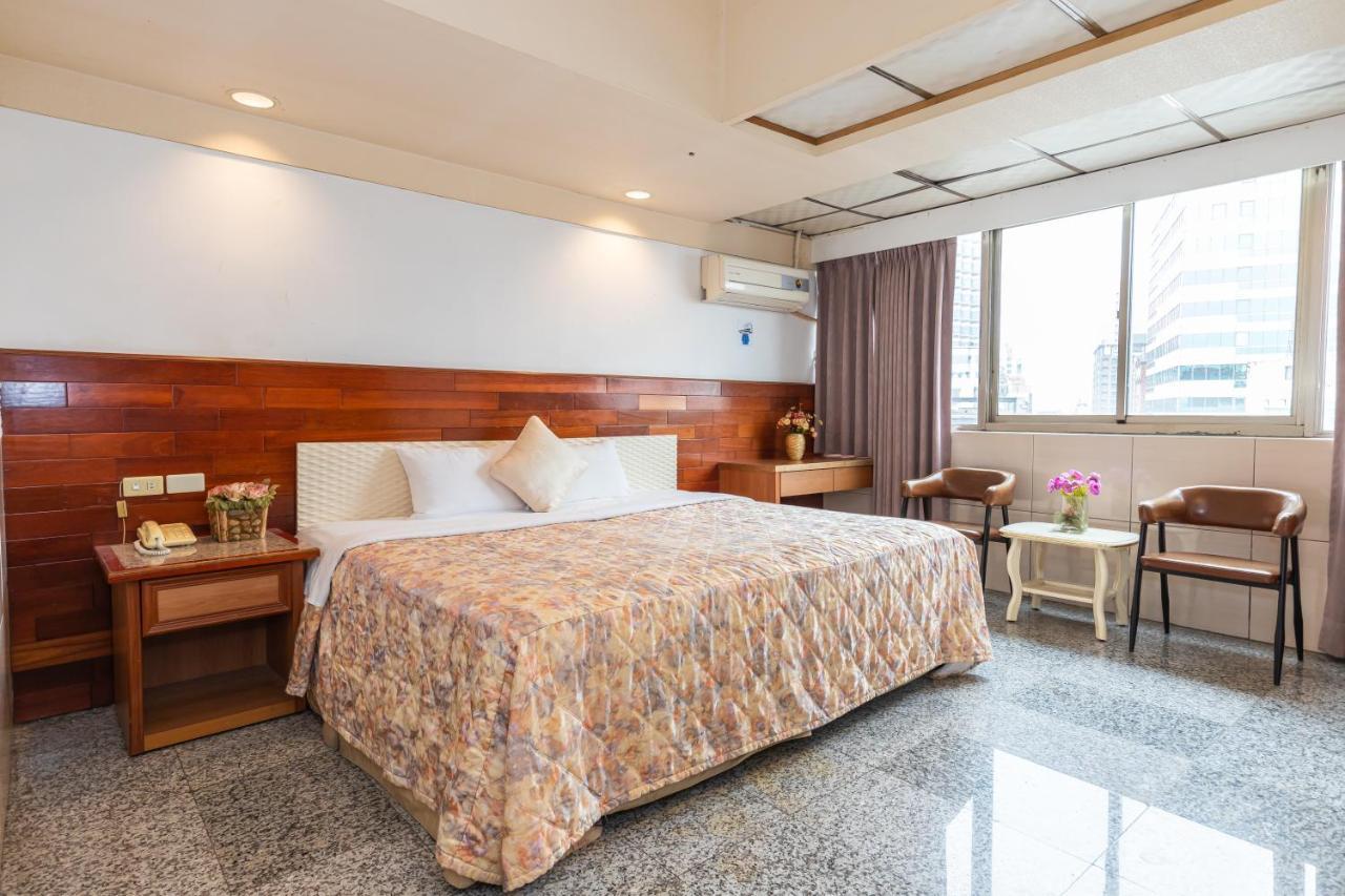Yi Pin Business Hotel Taoyuan Zewnętrze zdjęcie